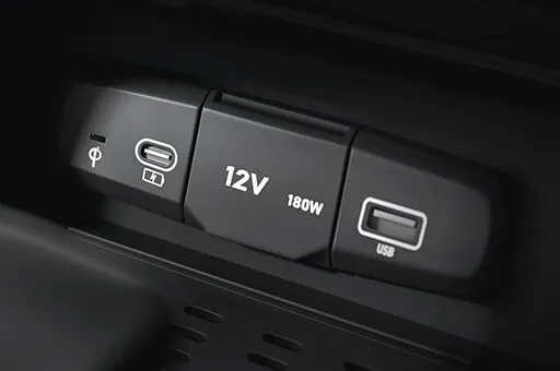 Hyundai-creta-suv-convenience-small-800x530-2- C-type-USB