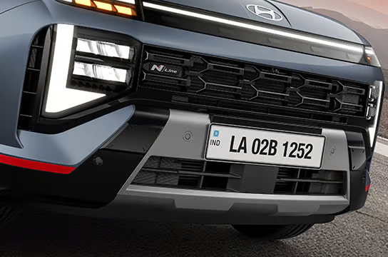 dark-chrome-radiator-grille-with-N-Line-emblem